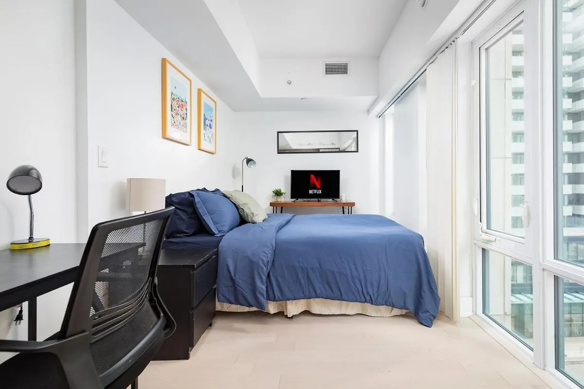 Ferienhaus Modern Micro Studio In Heart Of Downtown Toronto